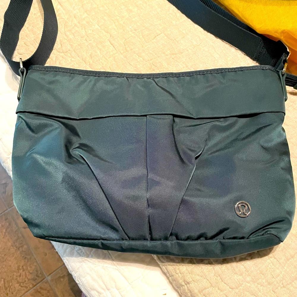 Lululemon crossbody purse!